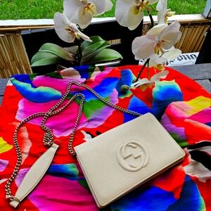 Authentic Gucci Pebbled Calfskin Soho shoulder bag